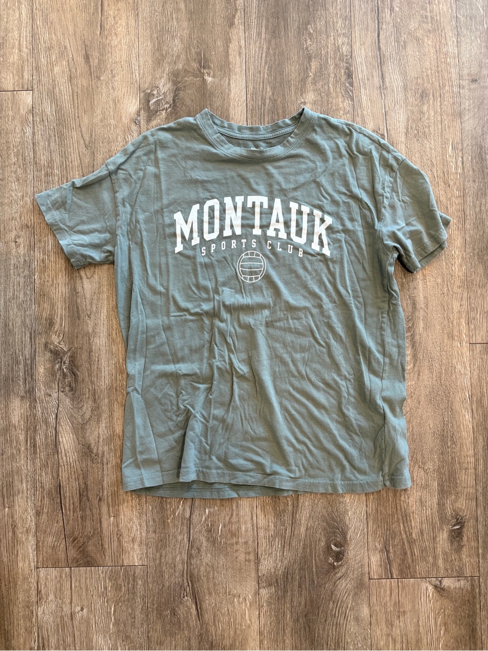 Abercrombie & Fitch boyfriend tee/Montauk Sports Club Tee in Sage Green